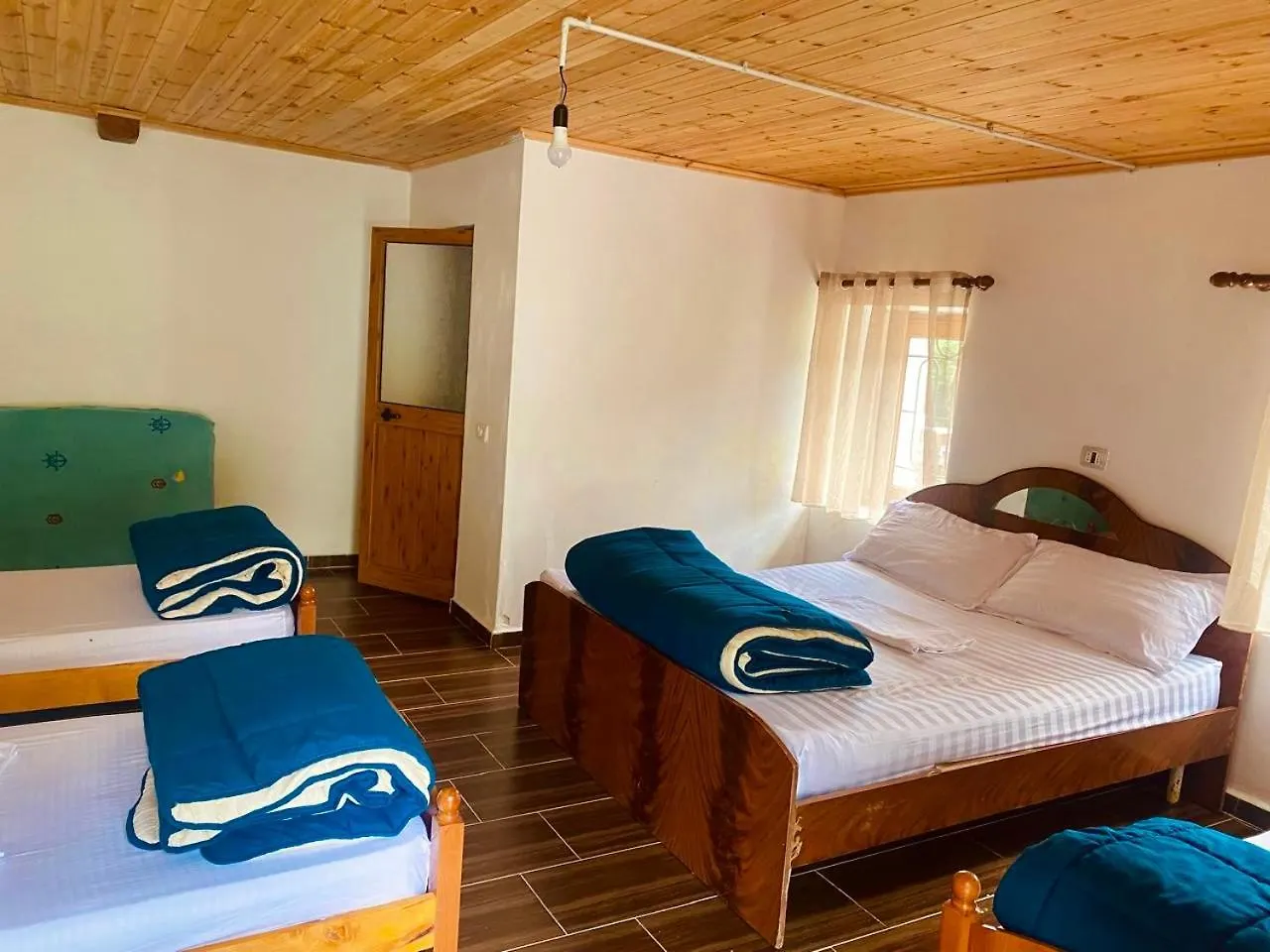 Alojamento de Turismo Selvagem Guesthouse Silvester Gjelaj